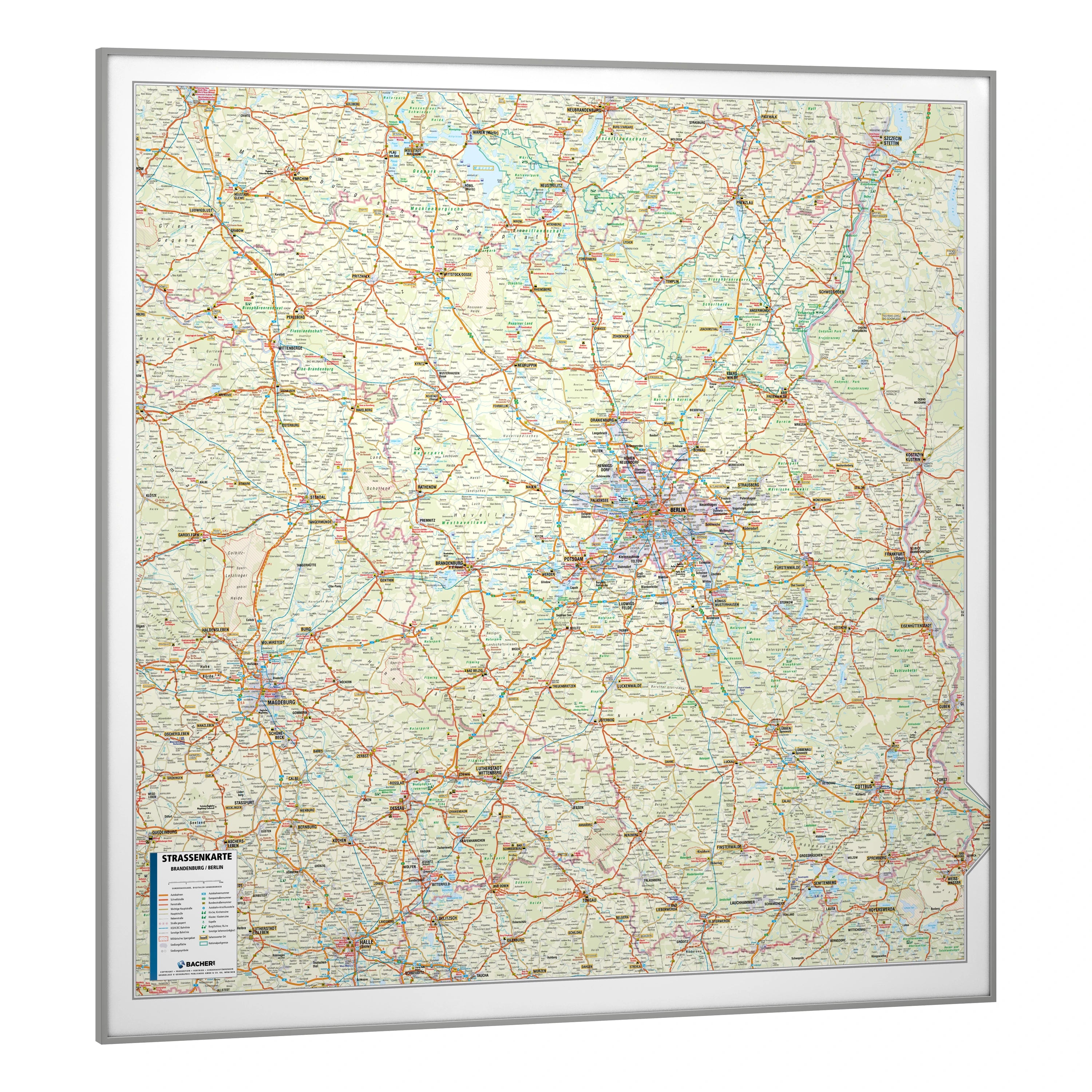 Brandenburg und Berlin - Straßenkarte (108 x 108 cm / 1:250.000)