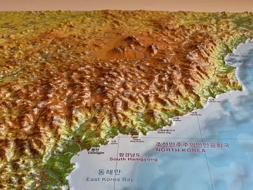Detailansicht der Reliefkarte von Korea
