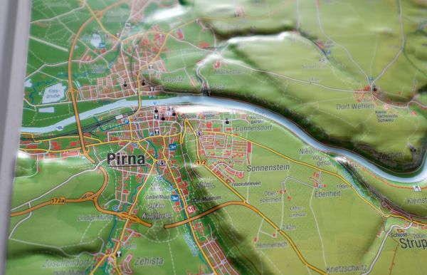 Pirna auf der Reliefkarte